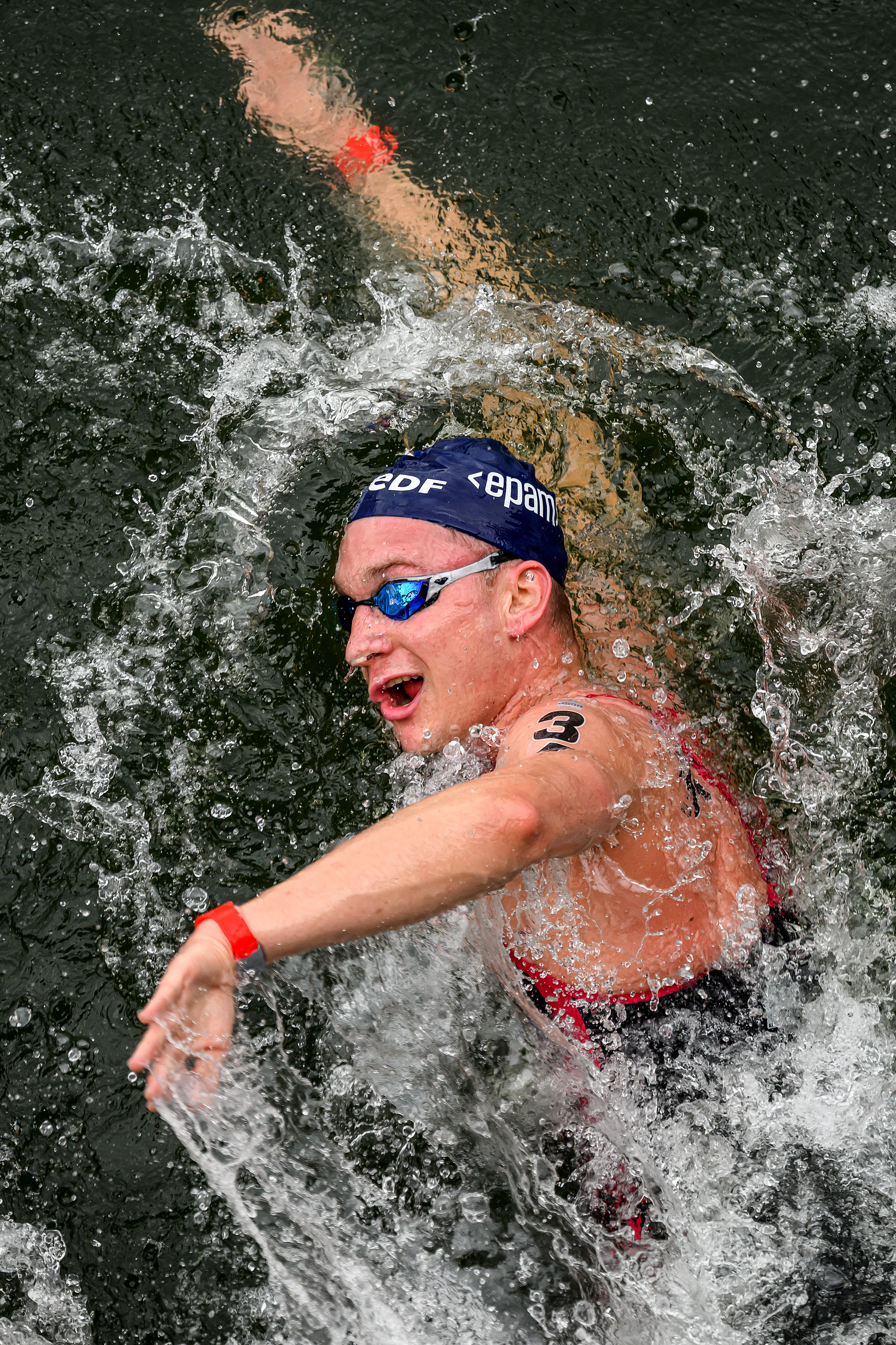 sacha velly