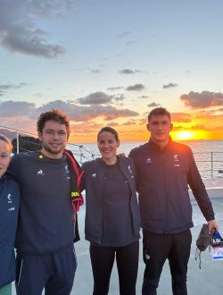 Le relais français de la Coupe du monde de Funchal avec Aurélie Muller, Logan Fontaine, Caroline Jouisse et Sacha Velly (de gauche à droite)